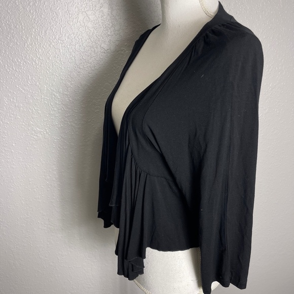 Kenar Black Cute Shaw - Picture 7 of 9